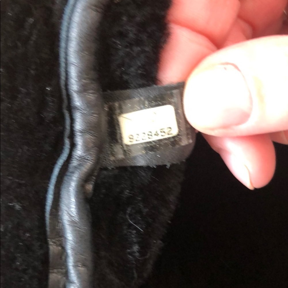 Chanel Handbag - Picture 4 of 5